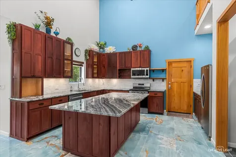 19W676 99TH Street Lemont IL 60439