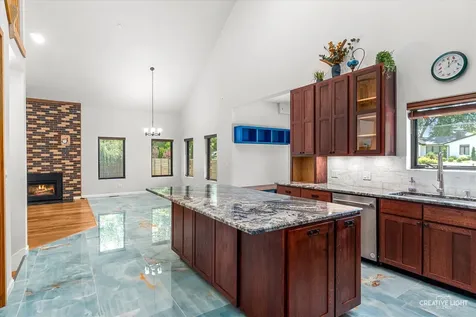 19W676 99TH Street Lemont IL 60439