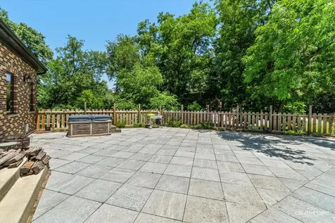 19W676 99TH Street Lemont IL 60439