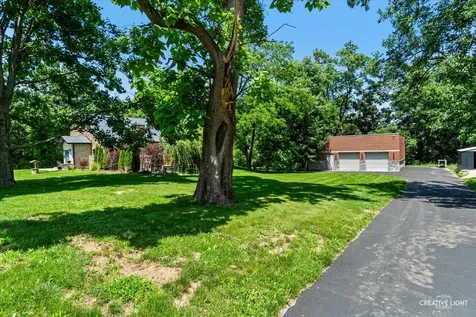 19W676 99TH Street Lemont IL 60439