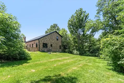 19W676 99TH Street Lemont IL 60439