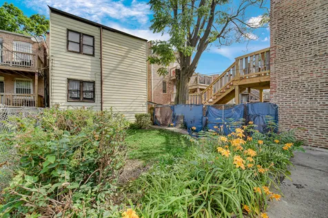 4019 West Arthington Street Chicago IL 60612