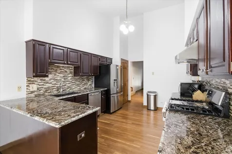 1173 North Clearwater Court Palatine IL 60067
