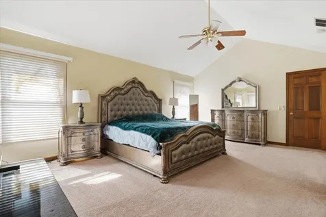 1173 North Clearwater Court Palatine IL 60067