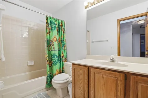 1173 North Clearwater Court Palatine IL 60067