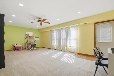 1173 North Clearwater Court Palatine IL 60067