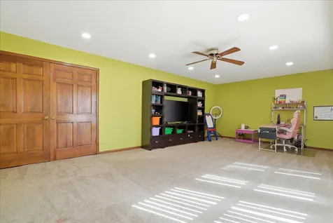 1173 North Clearwater Court Palatine IL 60067