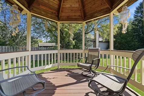1173 North Clearwater Court Palatine IL 60067