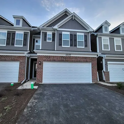 2227 Horseshoe Circle Naperville IL 60564