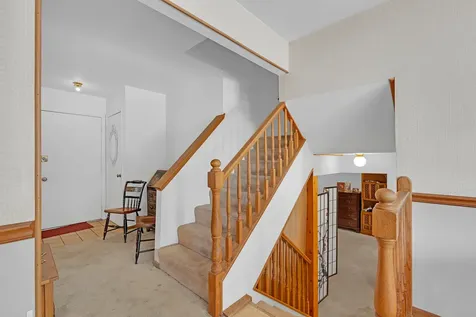 2504 West Fairview Lane Mchenry IL 60051
