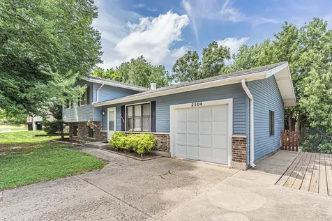 2504 West Fairview Lane Mchenry IL 60051