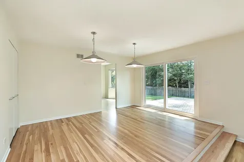2013 Clover Road Northbrook IL 60062