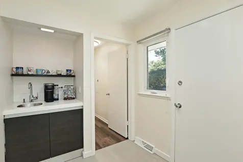 2013 Clover Road Northbrook IL 60062