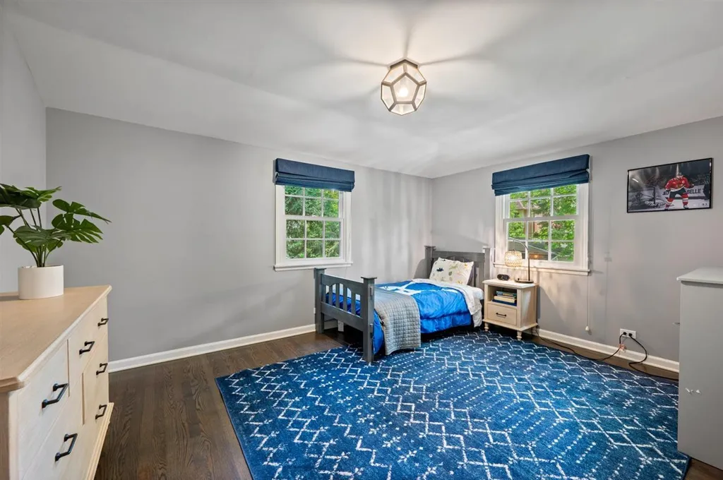 2223 Crestview Lane Wilmette IL 60091