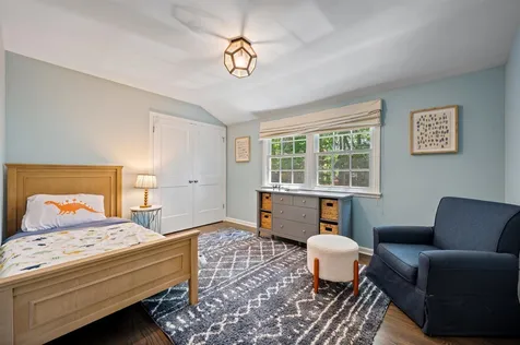2223 Crestview Lane Wilmette IL 60091