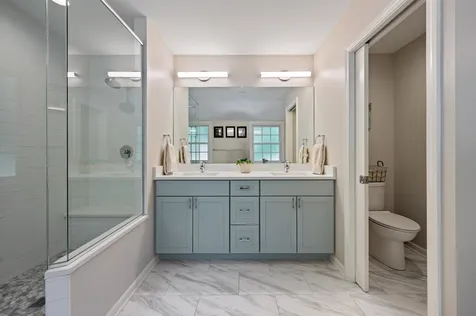 2223 Crestview Lane Wilmette IL 60091