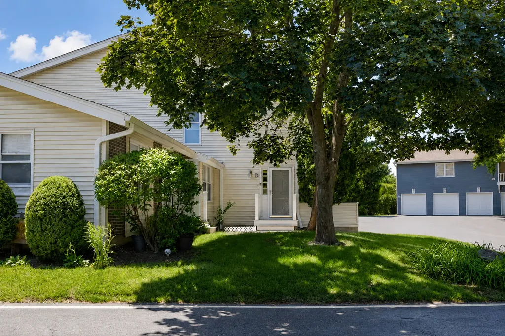 188 Kendall Court Bloomingdale IL 60108