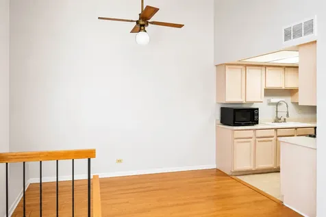 188 Kendall Court Bloomingdale IL 60108