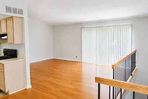 188 Kendall Court Bloomingdale IL 60108