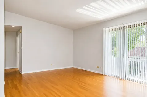 188 Kendall Court Bloomingdale IL 60108