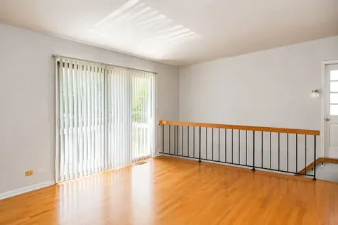188 Kendall Court Bloomingdale IL 60108