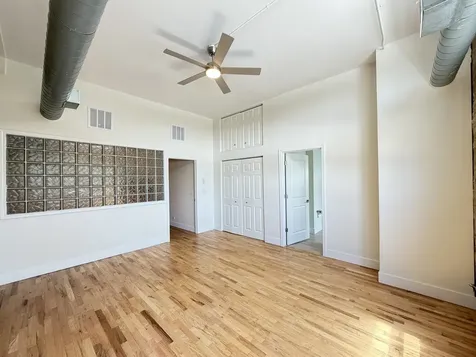 3138 North Lincoln Avenue Chicago IL 60657