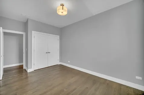 3253 North Elston Avenue Chicago IL 60618