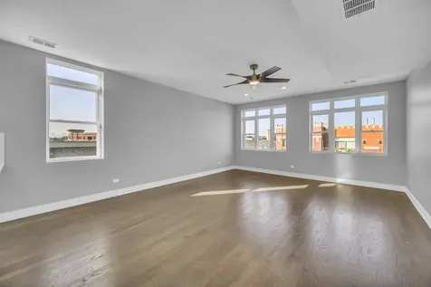 3253 North Elston Avenue Chicago IL 60618