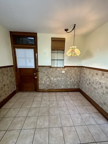 1436 West Thome Avenue Chicago IL 60660