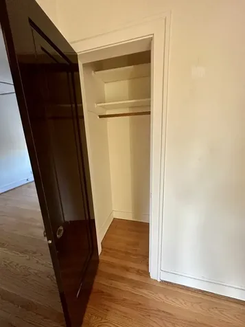 1436 West Thome Avenue Chicago IL 60660