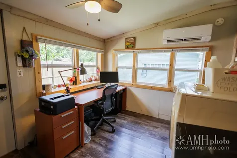 2 Elmwood Avenue Momence IL 60954