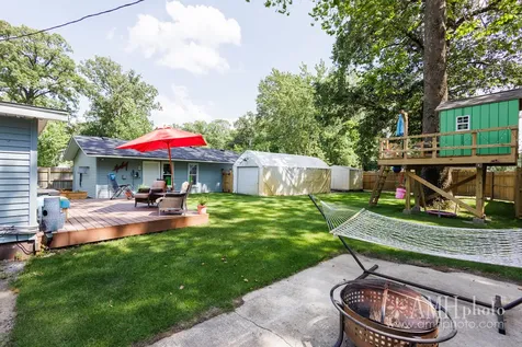 2 Elmwood Avenue Momence IL 60954