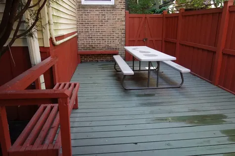 6631 North Glenwood Avenue Chicago IL 60626