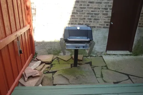 6631 North Glenwood Avenue Chicago IL 60626