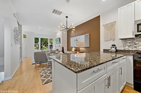 1345 South Indiana Parkway Chicago IL 60605