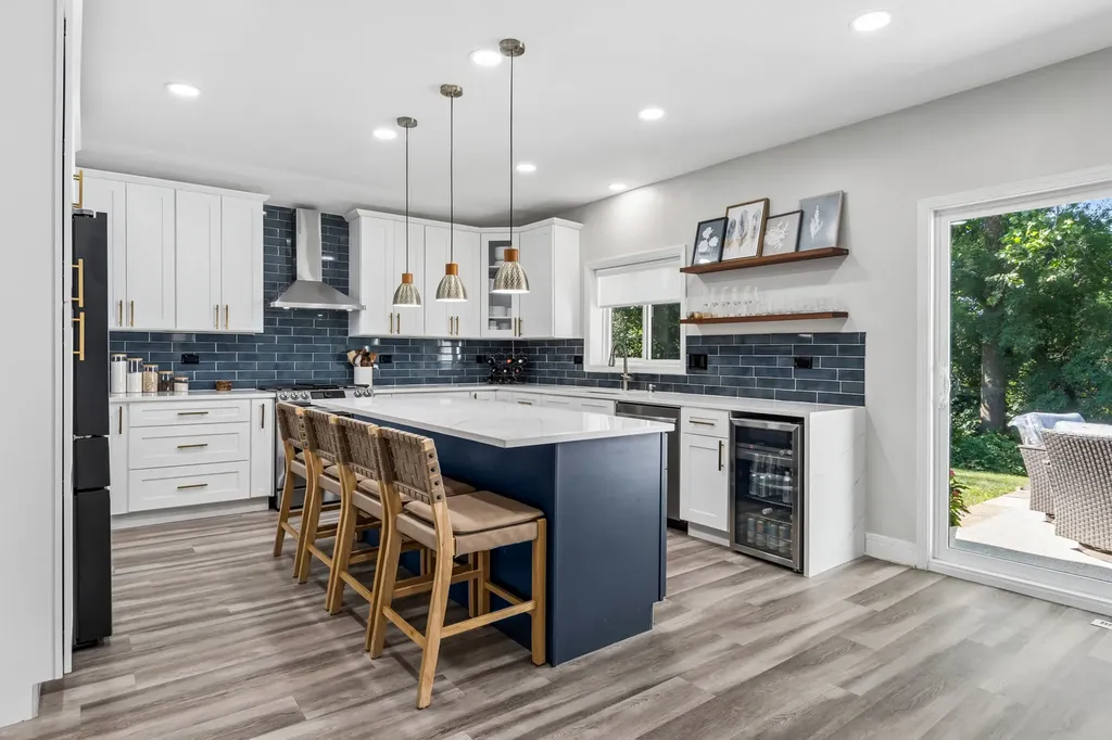 1124 59TH Street Downers Grove IL 60516