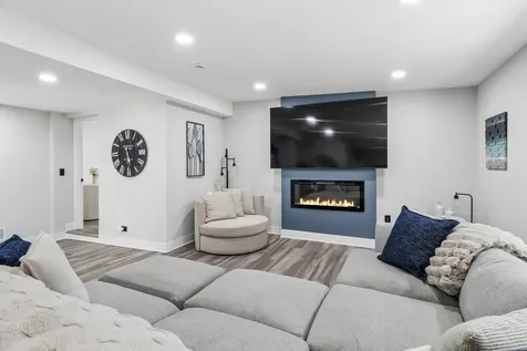 1124 59TH Street Downers Grove IL 60516