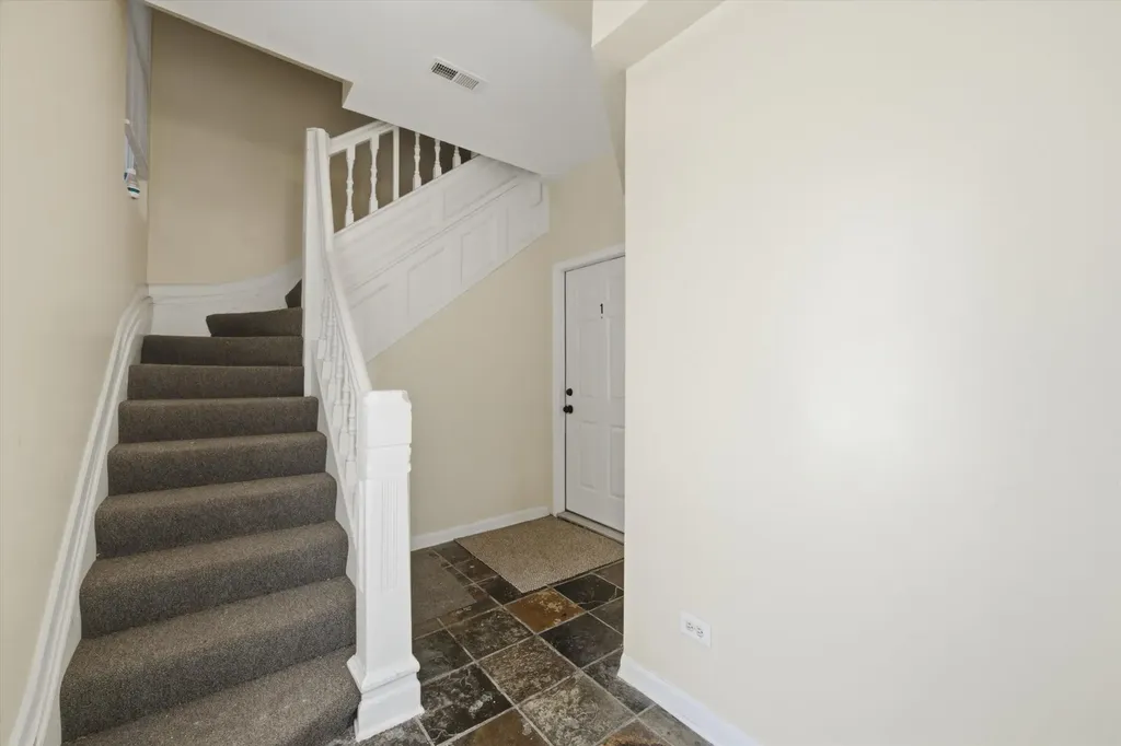 6735 South Eberhart Avenue Chicago IL 60637