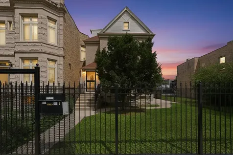6735 South Eberhart Avenue Chicago IL 60637