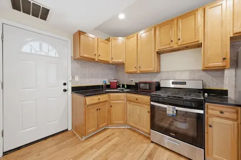 6735 South Eberhart Avenue Chicago IL 60637