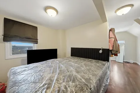 6735 South Eberhart Avenue Chicago IL 60637