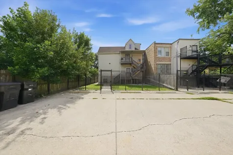 6735 South Eberhart Avenue Chicago IL 60637