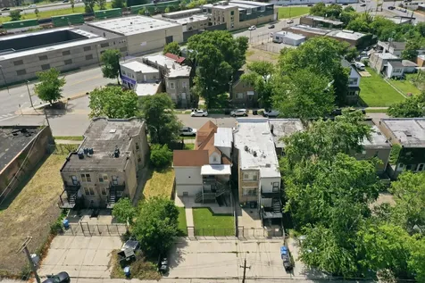 6735 South Eberhart Avenue Chicago IL 60637