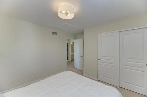 3507 Crestwood Lane Carpentersville IL 60110