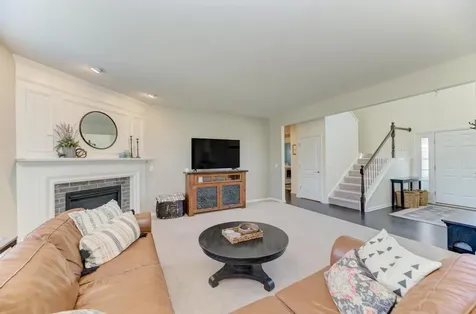 3507 Crestwood Lane Carpentersville IL 60110