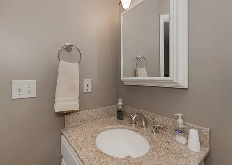 3657 Kennedy Drive East Moline IL 61244