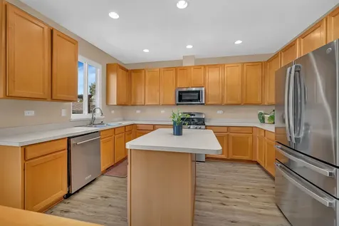 1004 Phelps Lane Shorewood IL 60404