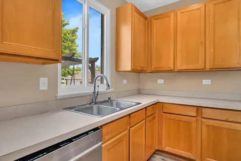 1004 Phelps Lane Shorewood IL 60404