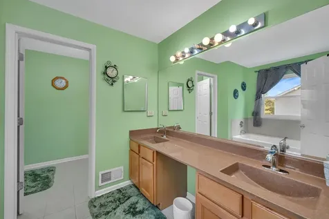 1004 Phelps Lane Shorewood IL 60404