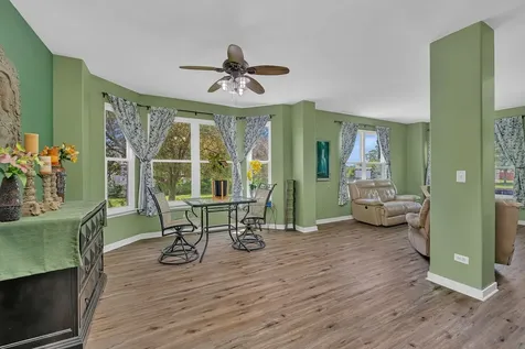 1004 Phelps Lane Shorewood IL 60404